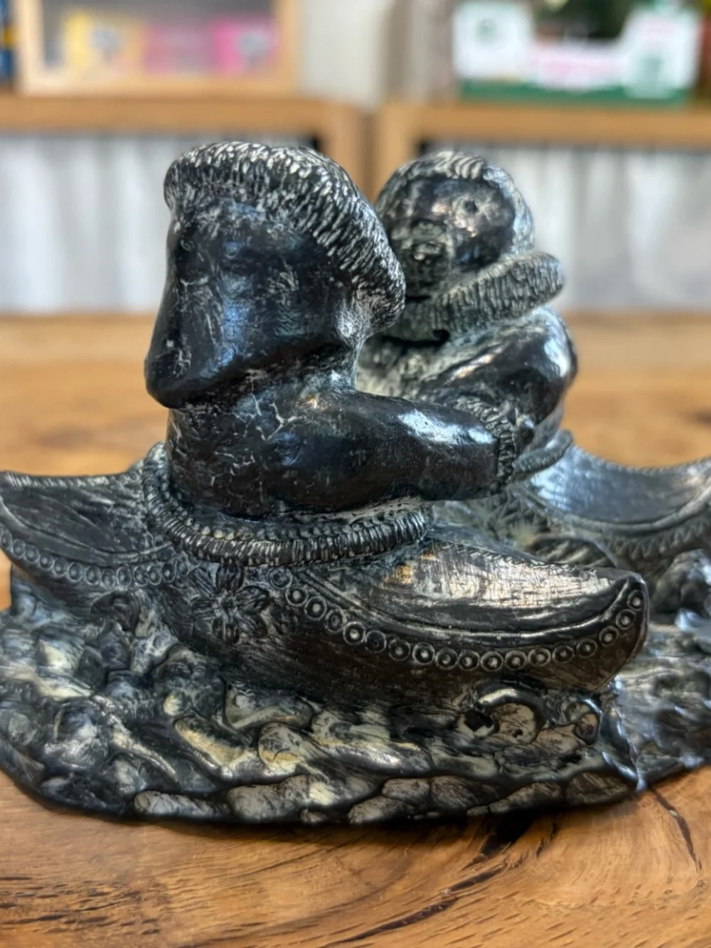 Vintage Wolf Original Hand-Carved Soapstone Inuit Sculpture – Canada 🌊 🩵